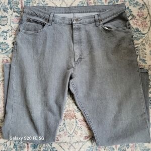 EUC Wrangler Men's Relaxed Jeans - Gray Size 40/30